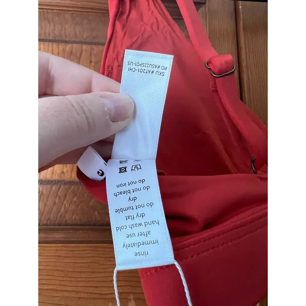 NWT Andie Women's The Tahiti Bikini Swim Top in Chili Pepper Red Size M